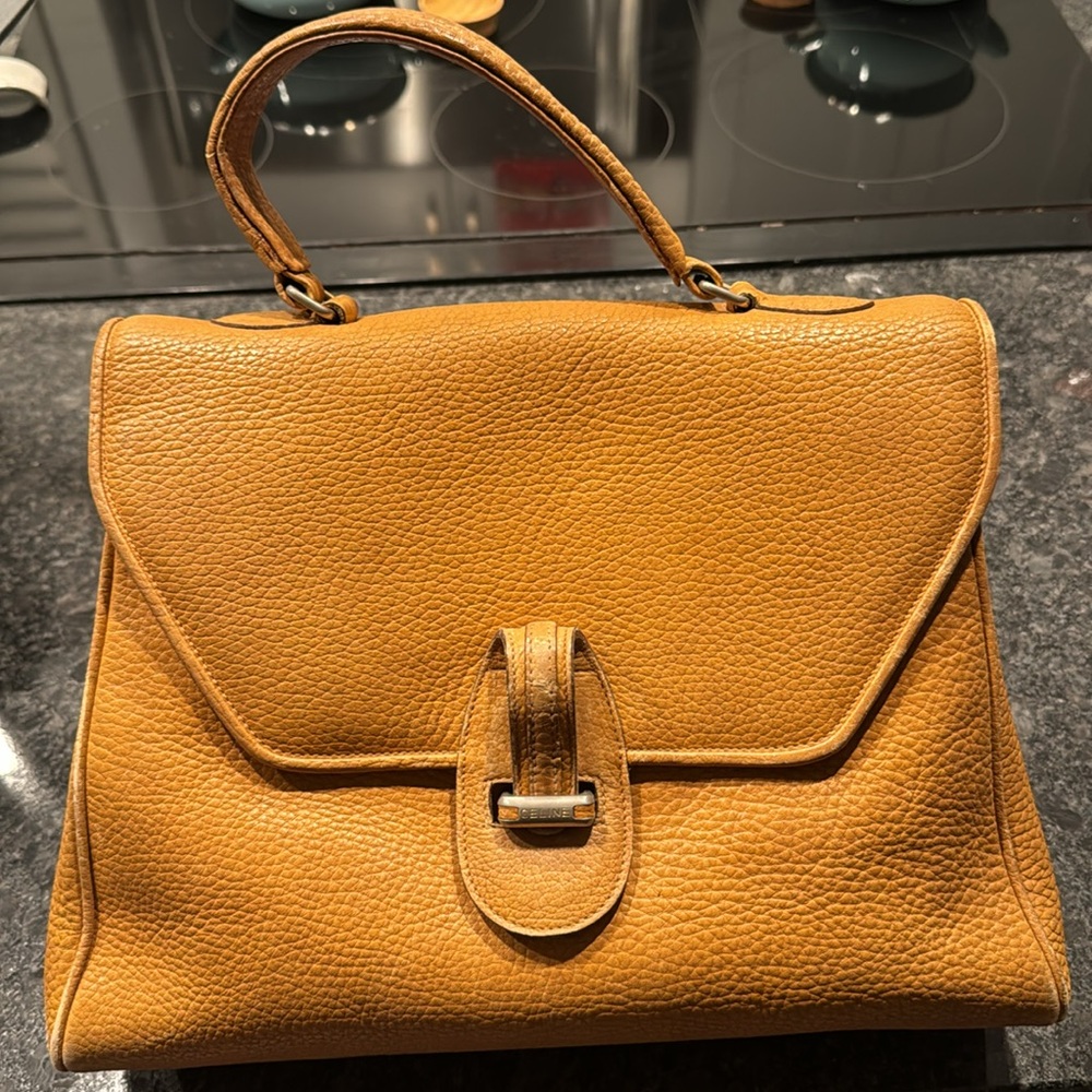 🌺👜 SALE‼️ ❤️🔥VERY VINTAGE AND RARE CELINE LEATHER BAG. 👜👜👜❤️🔥 - Picture 1 of 14